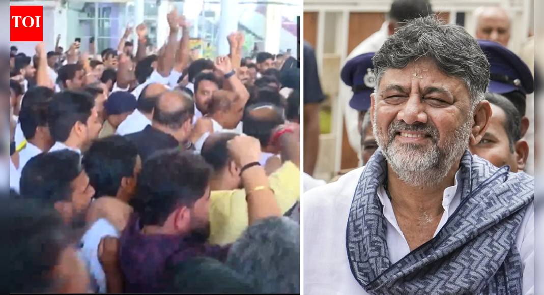<div>Karnataka power tussle: Congress' KC Venugopal met with loud ‘DK, DK’ chants at airport — watch</div>