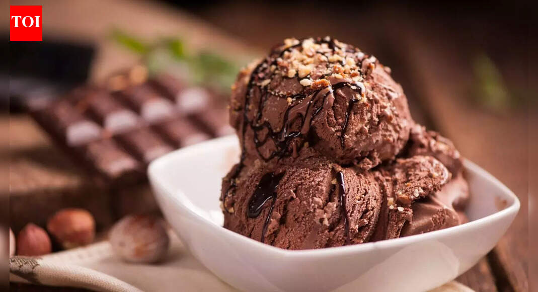Does eating ice cream make a cold worse? What science says | – The Times of India