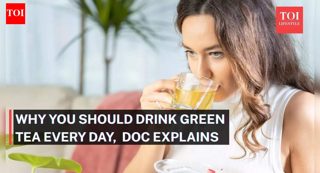 3 reasons to drink green daily, according to top doc