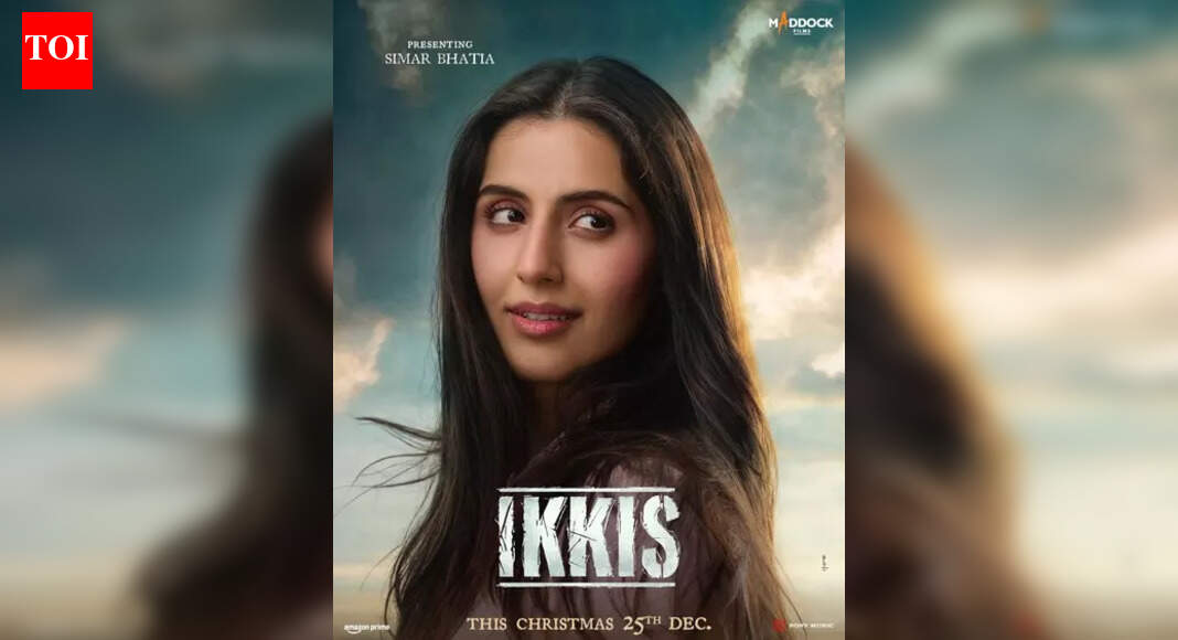 Akshay Kumar gets emotional; cheers niece Simar Bhatia’s debut 'Ikkis', says ‘You’ve always been a star’