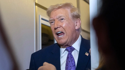 Trump calls Somalis in US 'garbage,' warns of mass deportation