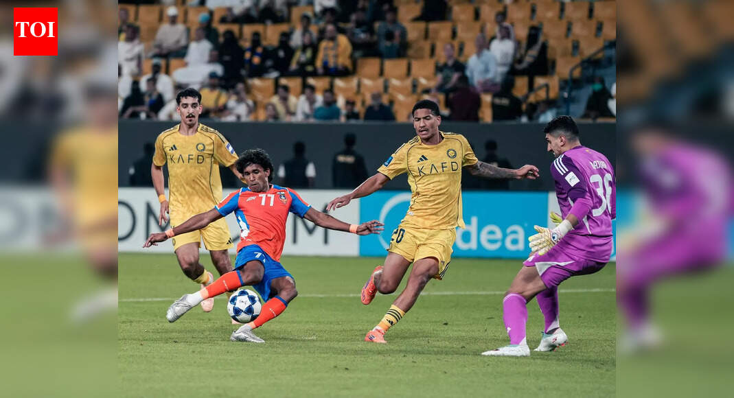 Sports minister calms nerves, tells clubs leagues will happen