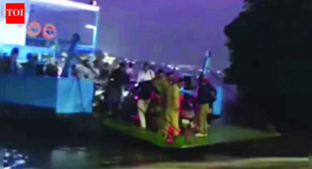 Early ramp drop on Ribandar-Chorao ferry jolts riders, no injuries reported