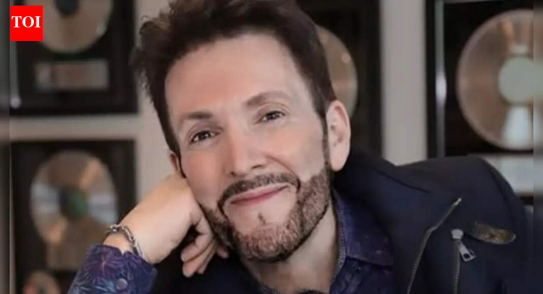 Ariana Grande is ‘very generous like that', says vocal coach Eric Vetro, after sharing how the singer helped other stars auditioning for 'Wicked: For Good's Glinda