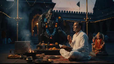 From chanting Hanuman Chalisa to offering 'Til ka Tel'; 9 Strong remedies to get rid of Shani Dosha completely
