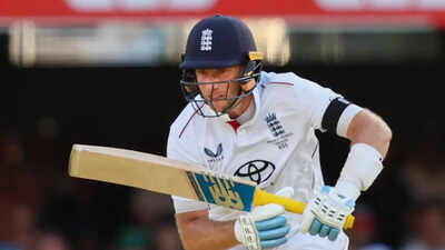 Ashes: Joe Root ends century drought, scores first-ever hundred in Australia