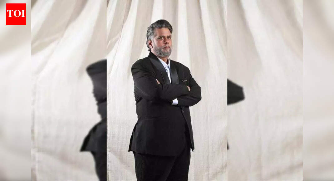 Author-turned-producer Manoj Kumar Sharma shines as an actor in Me No Pause Me Play, earning both hearts and critical acclaim