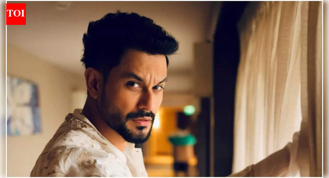 Kunal Kemmu’s dapper desi look goes viral