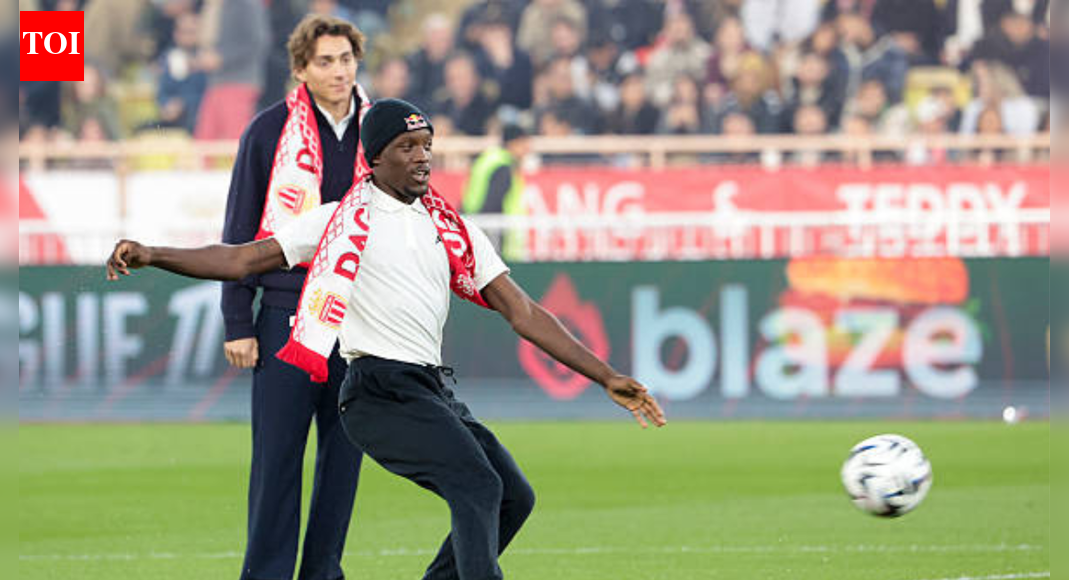 Africa’s first Olympic winner Letsile Tebogo bags special honor from AS Monaco after heroics in Paris Olympics