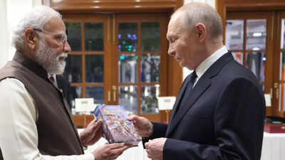 Putin India Visit: PM Modi welcomes Russian President in Delhi, shares car ride after warm reception - key points