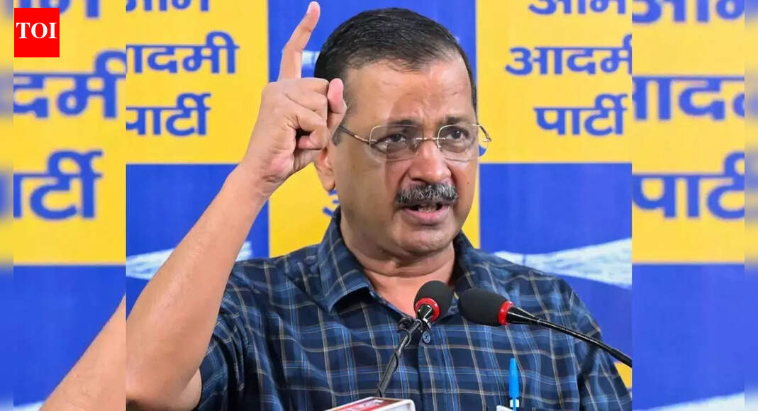 <div>'Distinguished legal luminary': Arvind Kejriwal expresses grief over death of former Mizoram Governor Swaraj Kaushal</div>