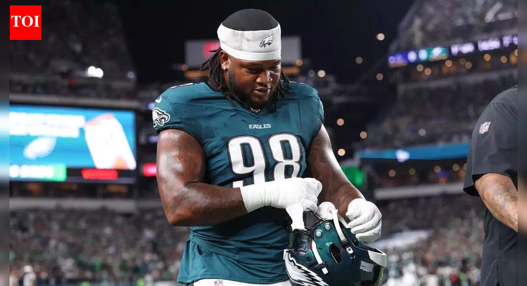 Jalen Carter injury update: Eagles standout out for Monday night after double shoulder procedure