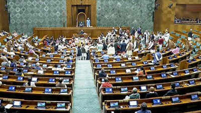 330cr collected in 5 yrs for PUC violations: Govt