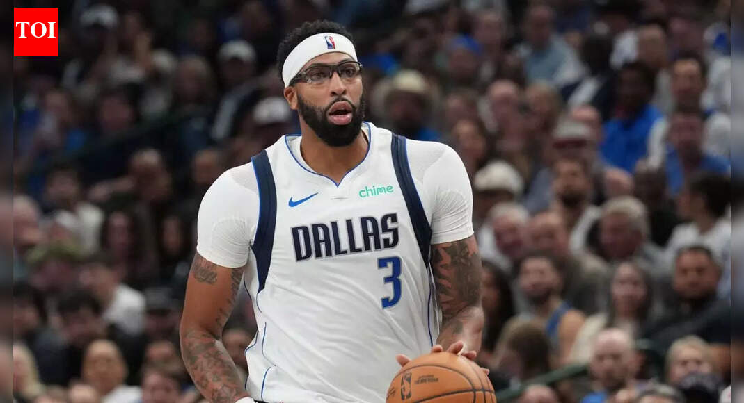 Carmelo Anthony sends worrying message for Anthony Davis following Chris Paul’s departure from Clippers