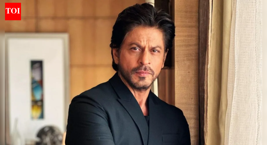 <div>When SRK said, 'Joh kaam nahi karte woh kamaal karte hai'</div>