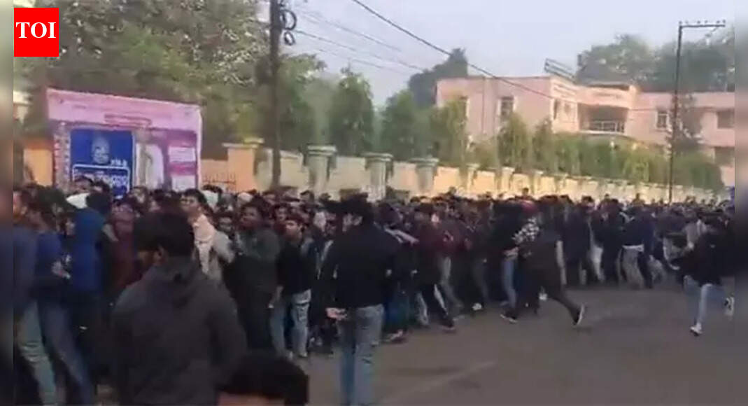 Watch: Chaos at Barabati! Fans sprint and break queues for IND–SA T20I tickets