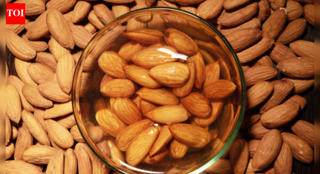 Weight loss tip: How many almonds should you eat per day to lose weight?