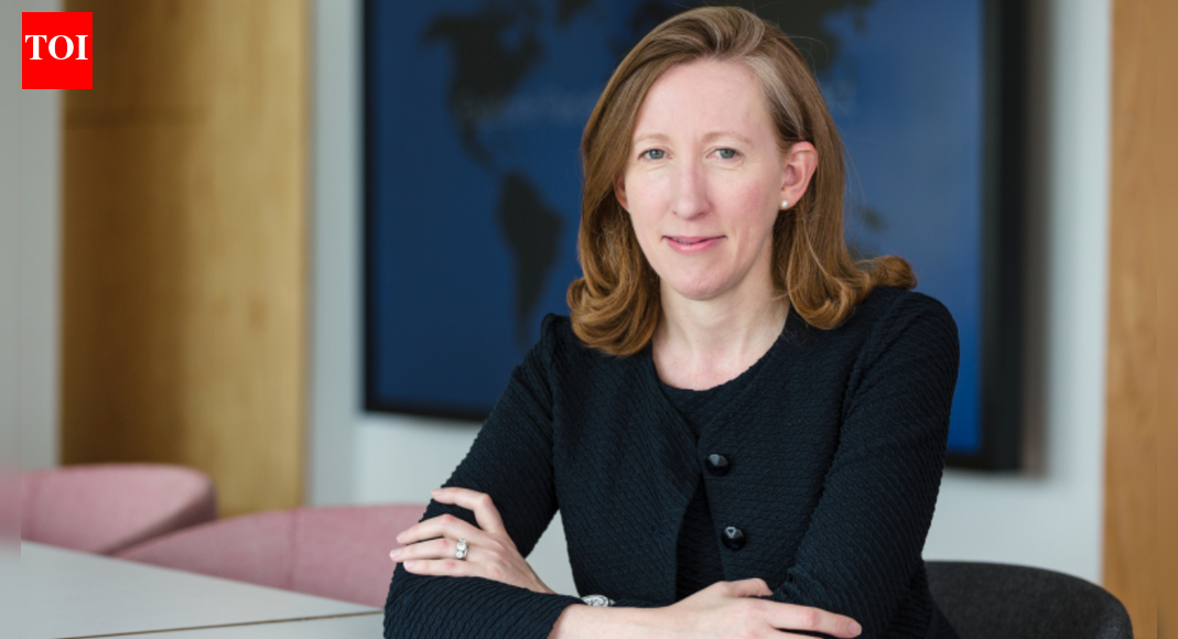 Apple may have just told Mark Zuckerberg’s Meta, we are no less in hiring, as iPhone maker hires Facebook’s ‘most important executive’ during company’s fight with the US government