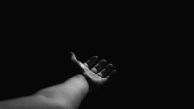 How long does it take our eyes to adapt to darkness and why does it happen