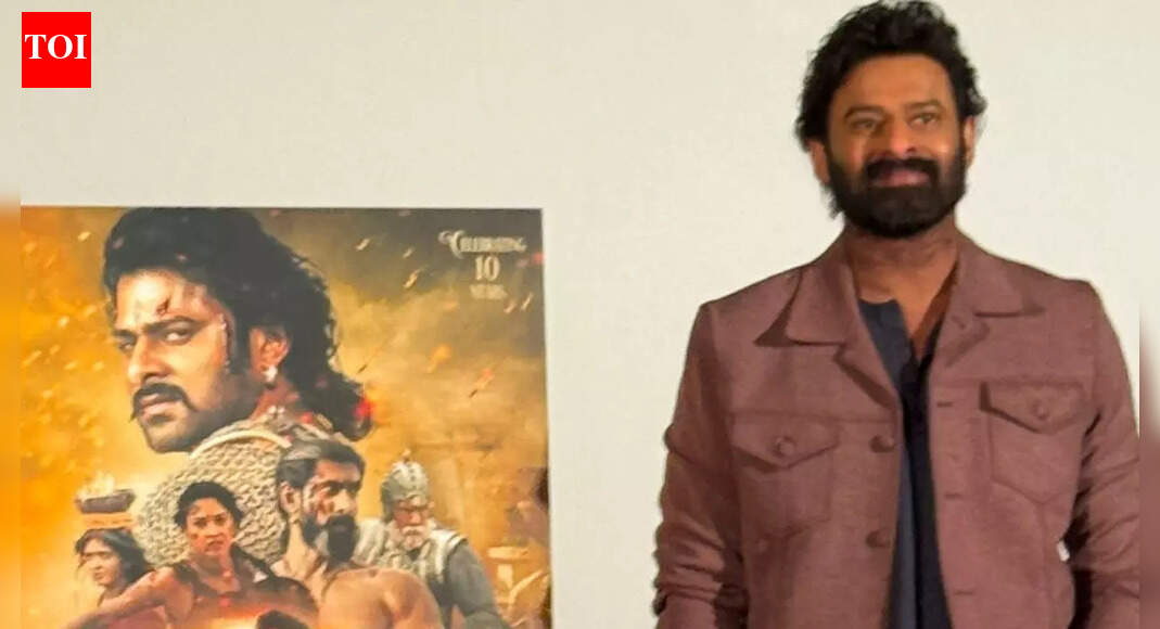 Prabhas’ Japan visit draws massive attention as he attends the special screening of 'Baahubali: The Epic'