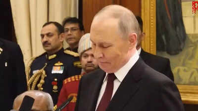 Rashtrapati Bhavan dinner: President Putin echoes ‘sabka saath, sabka vikas’ message - video