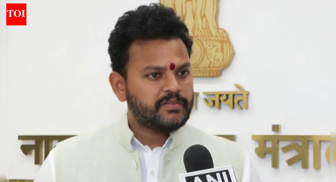 IndiGo disruptions: Civil aviation minister pins chaos on crew mismanagement; vows to ensure accountability