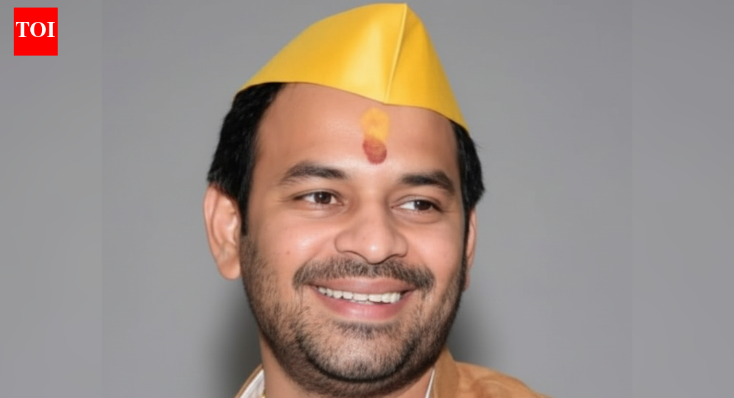 Tej Pratap Yadav lodges FIR against retired cop