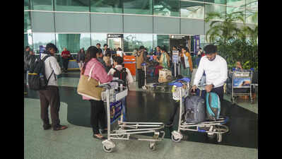 राष्ट्रव्यापी व्यवधान के बीच इंडिगो ने 26 शहरी उड़ानें रद्द कर दीं