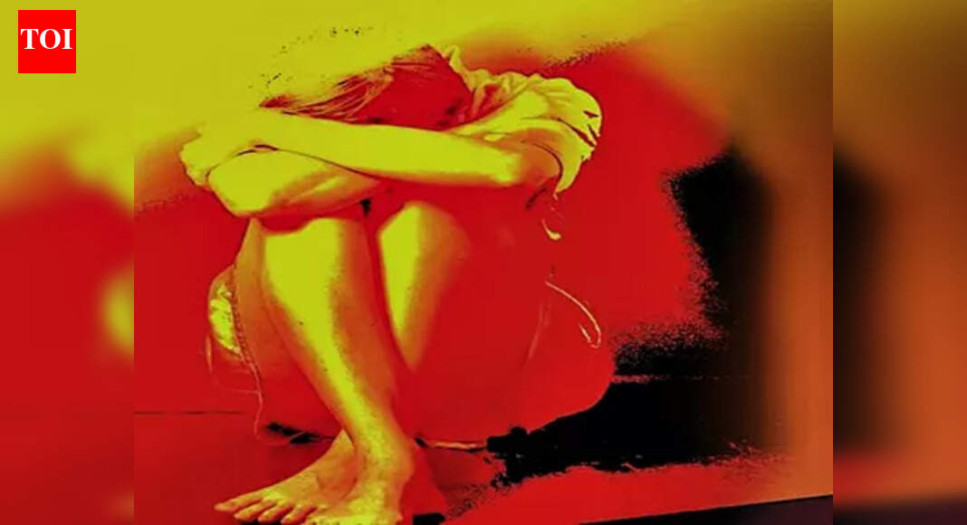 Woman alleges exploitation by jail official, attempts suicide at SP office in Samastipur