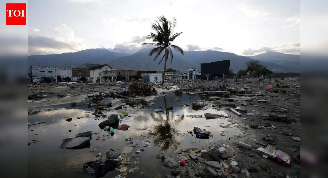 'Water everywhere, we can't move': 911 calls reveal terror of Texas Hill Country floods that killed 136