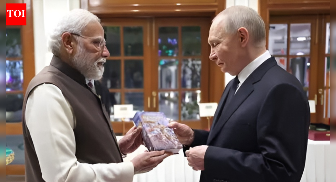 Assam tea, Kashmiri saffron & more: What PM Modi gifted Putin — in pictures