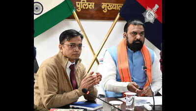 उपमुख्यमंत्री ने डोरस्टेप पुलिस सेवाएं प्रदान करने के लिए नागरिक सेवा पोर्टल लॉन्च किया