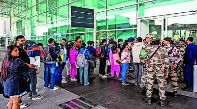 Govt caps flight fares, gives IndiGo 2 days to normalise