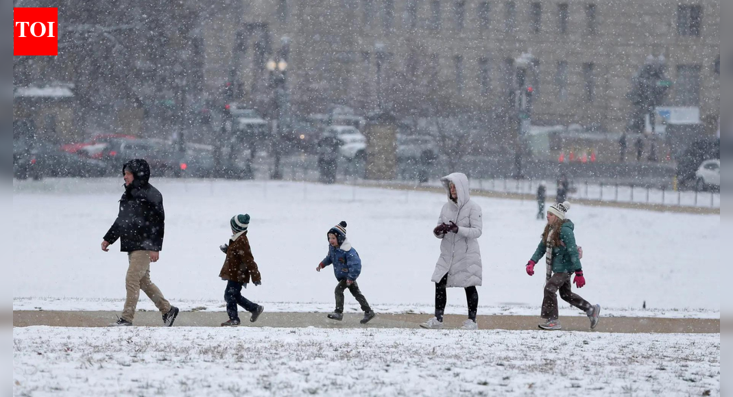 18 million under winter alerts: Heavy snow, subzero cold sweep US