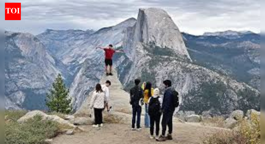 <div>National park fee: No more free entry on MLK Day, Juneteenth; replaced by Trump's birthday</div>