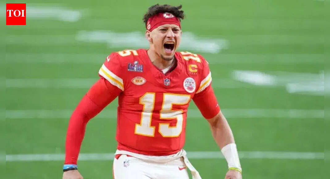 Will Patrick Mahomes play tonight's game against Houston Texans? Latest update on Kansas City Chiefs star QB