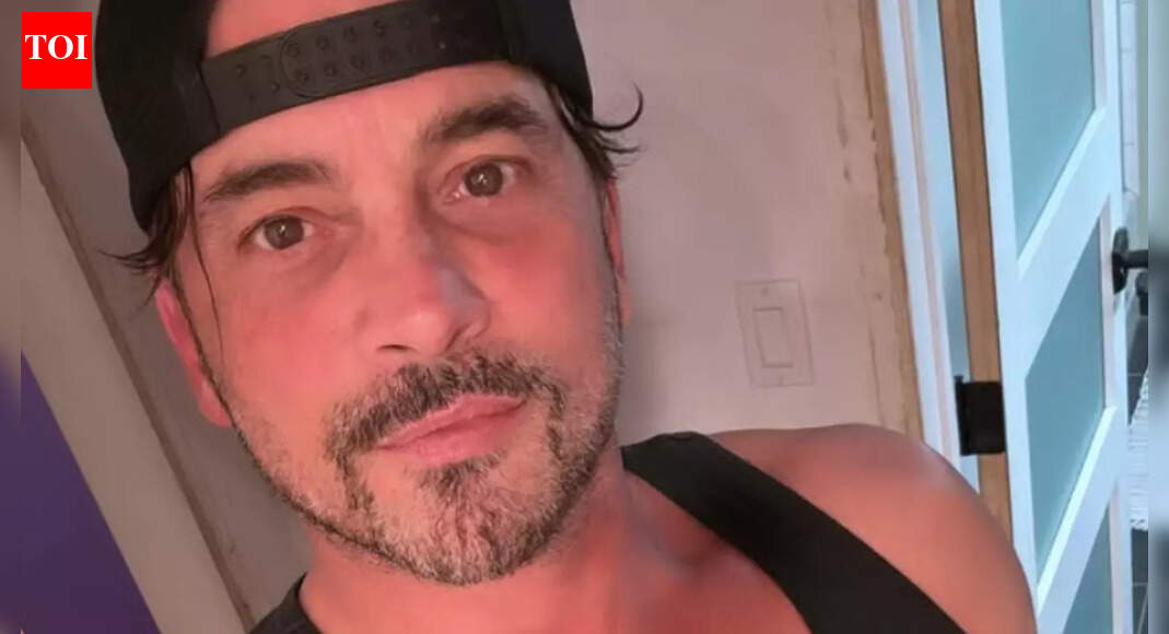 Skeet Ulrich reveals original 'Scream' trilogy plot: 'Billy Loomis was meant to turn his daughter into the killer'