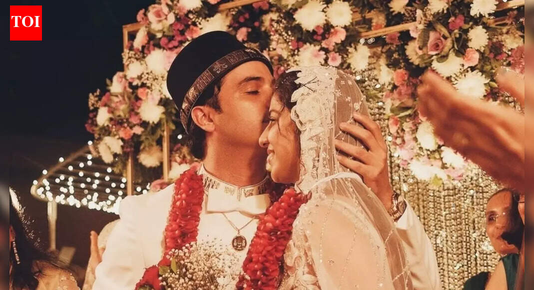 <div>'The Ba***ds Of Bollywood' actor Meherzan gets MARRIED</div>