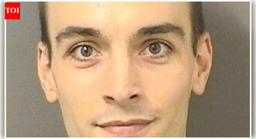 Who is Elias Gordon Farley? Florida teacher accused of grooming student, sexual assault