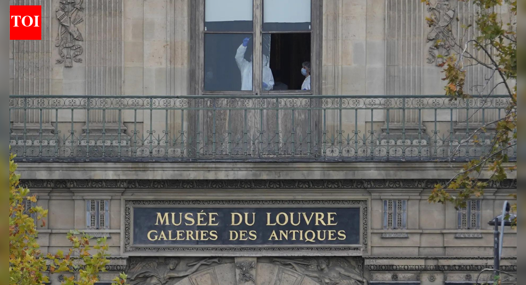 Louvre water leak: Hundreds of 19th–20th century items damaged — what went wrong?