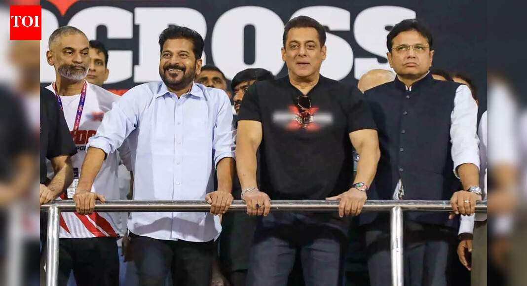 Salman Khan revs up the excitement at Gachibowli stadium