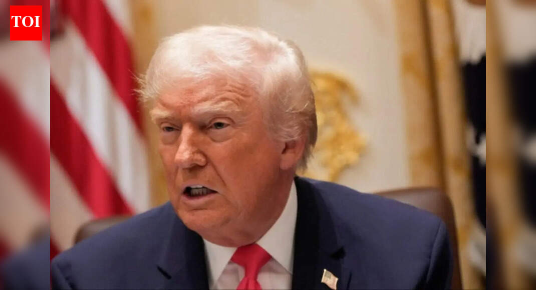 Trump says if Netflix buys Warner Bros. its market share 'could be a problem'