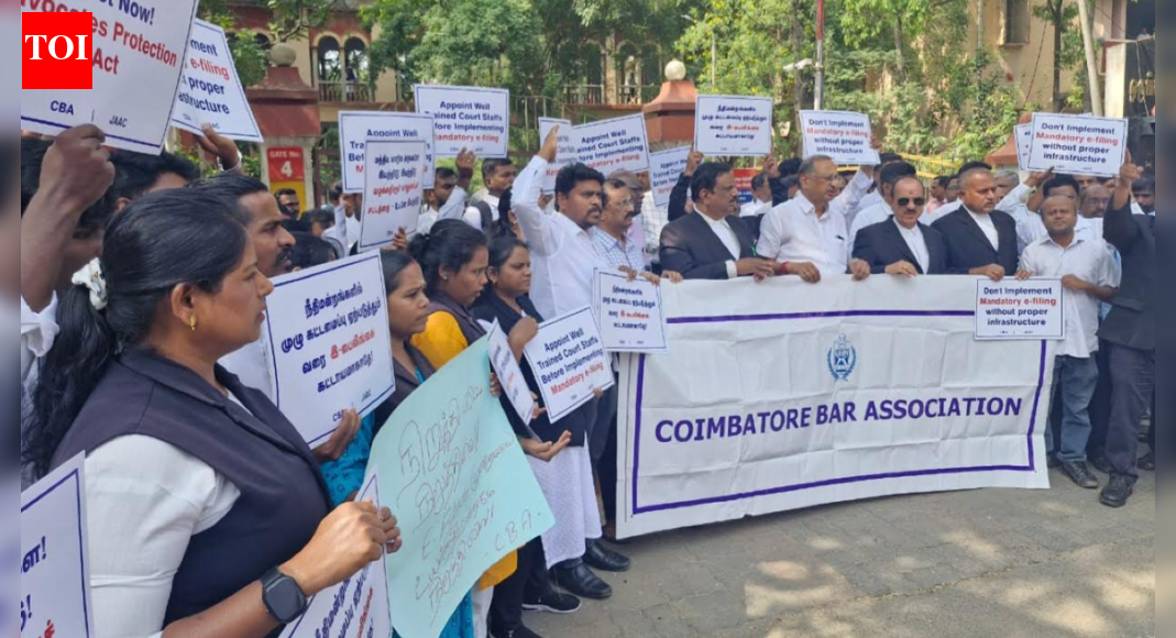 Coimbatore lawyers protest implementation of e-filing system