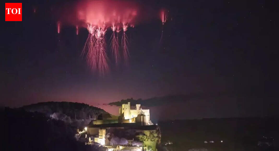 Alien signal or atmospheric mystery? NASA reveals truth behind red ‘jellyfish’ lights and sprites over Earth