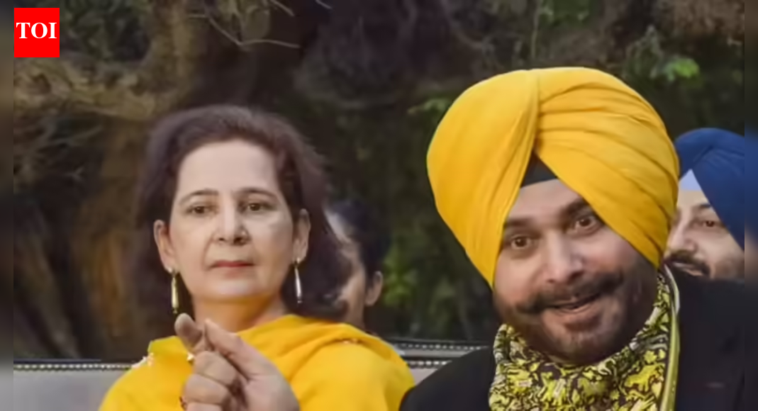 'Suitcase politics': Navjot Kaur Sidhu’s allegations roil Punjab Congress; leader claims husband 'loyal soldier of party'