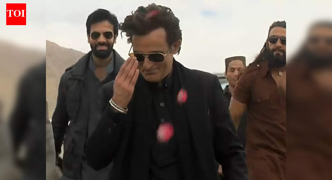 Dhurandhar FA9LA track: Akshaye Khanna’s oxygen levels dropped on the set, here's why it happened