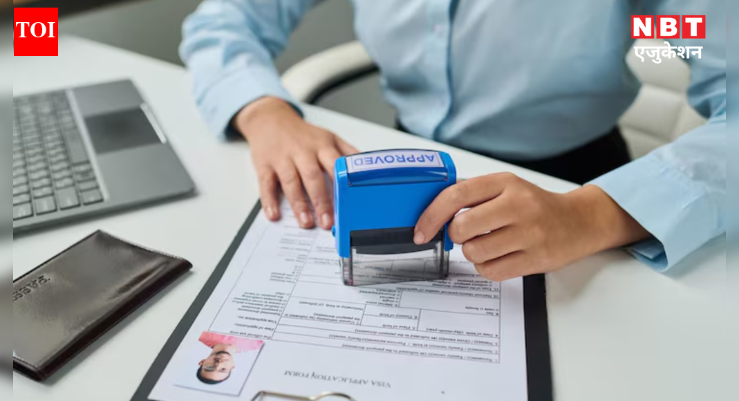 अमेरिकी वर्क परमिट की वैधता घटाकर 18 महीने की गई, यहां बताया गया है कि कौन सीधे तौर पर प्रभावित होगा और कौन नहीं