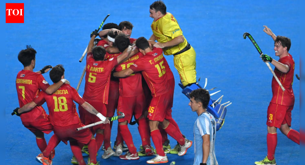 German pedigree faces Spanish flair for junior hockey WC title