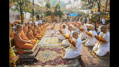 भिक्षु जीवन परियोजना: पश्चिमी साधक प्राचीन ज्ञान का अनुसरण करते हैं