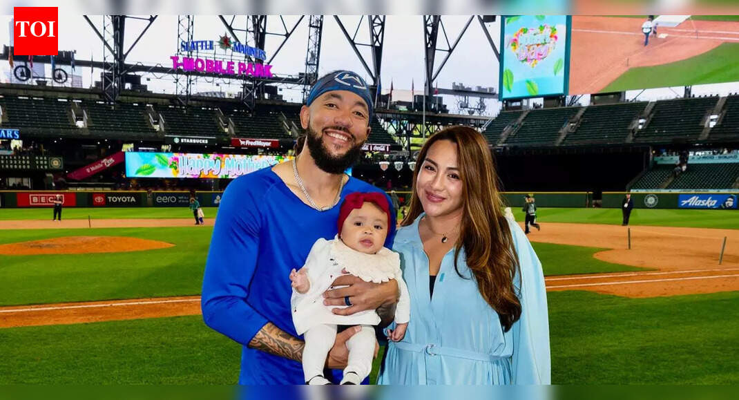 JP Crawford’s sister Eliza drops warm Hawaii family moments as their first vacation becomes the offseason buzz fans didn’t see coming